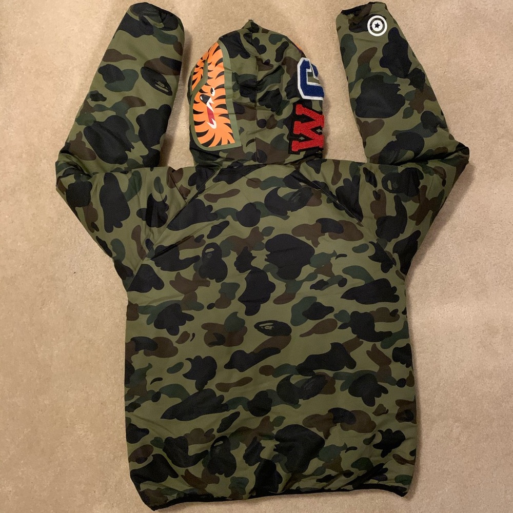 Bape / A Bathing Ape Shark Puffy Jacket - Picture 2 of 8